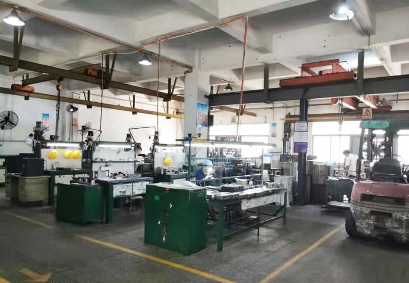 模具開(kāi)發(fā)、更改和維修服務(wù)