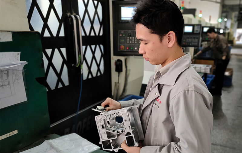 鑄件巡檢，定時(shí)送檢